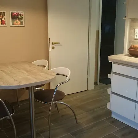 Apartment Gemuetliche Im Westerwald, Mit Einer Grossen Terrasse!! Weitefeld